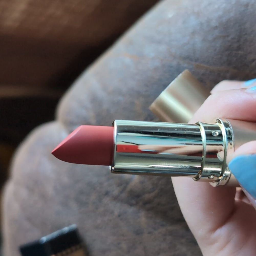 Lamelia Lipstick - Picture 2 of 2